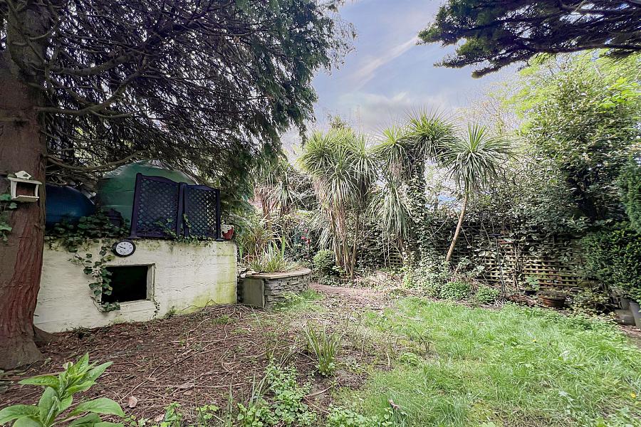 8A, Chichester Avenue