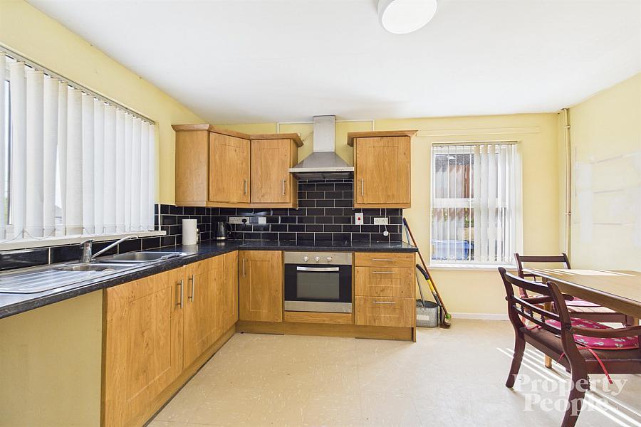 27 Ramoan Drive
