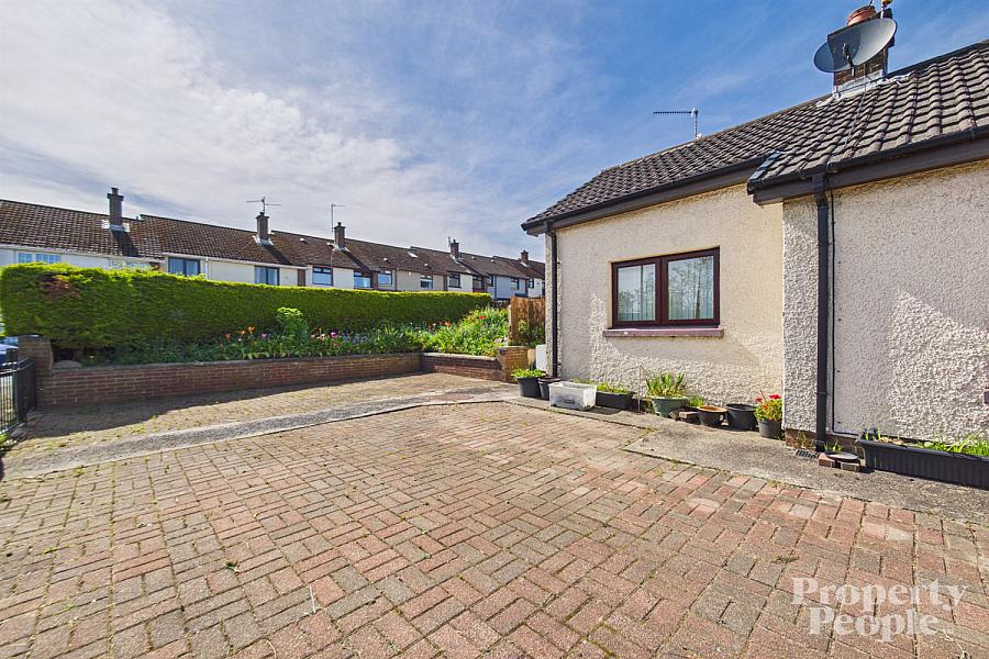 27 Ramoan Drive