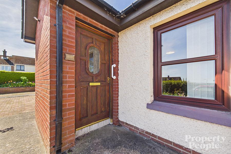 27 Ramoan Drive