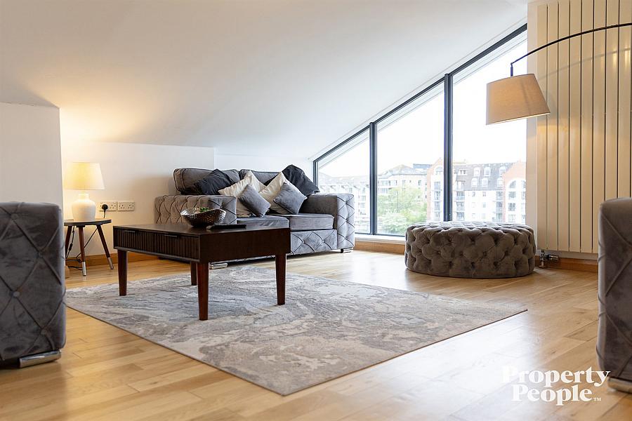 Apartment 18, 25 Short Strand
