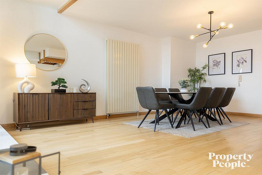 Apartment 18, 25 Short Strand