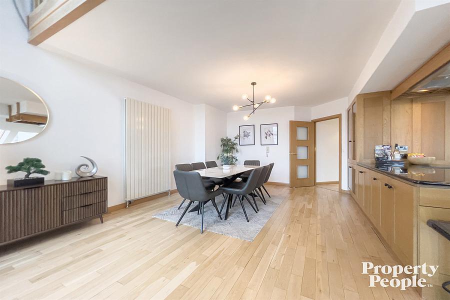 Apartment 18, 25 Short Strand
