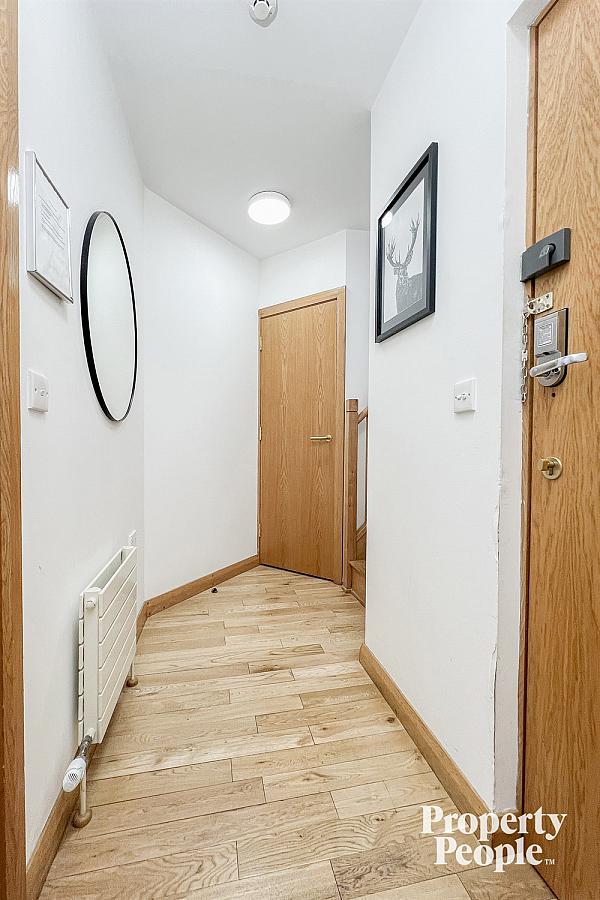Apartment 18, 25 Short Strand
