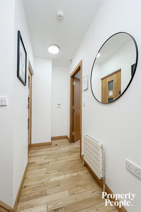 Apartment 18, 25 Short Strand