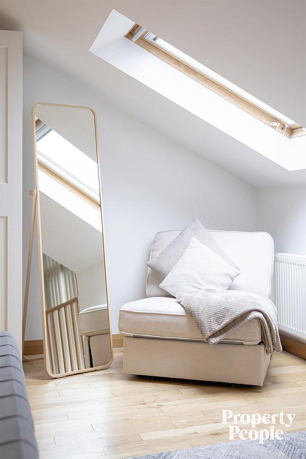Apartment 18, 25 Short Strand