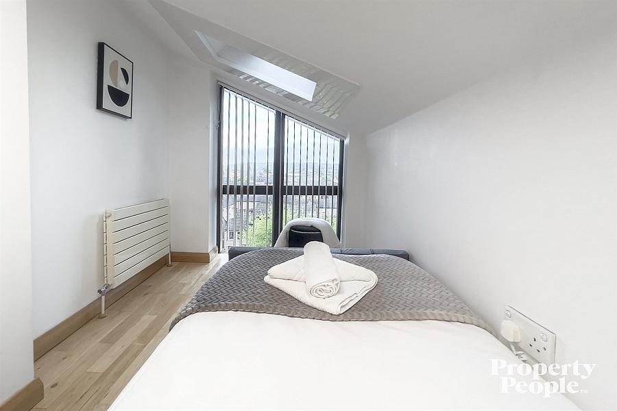 Apartment 18, 25 Short Strand