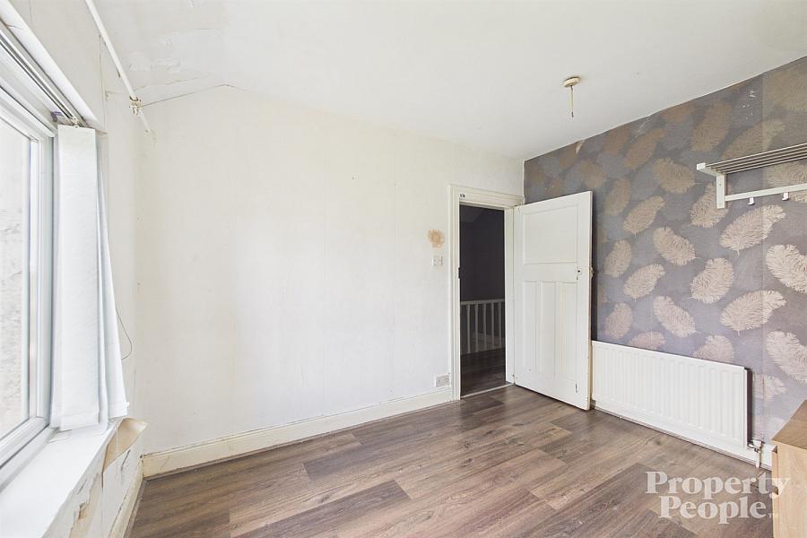 24 Silverstream Gardens