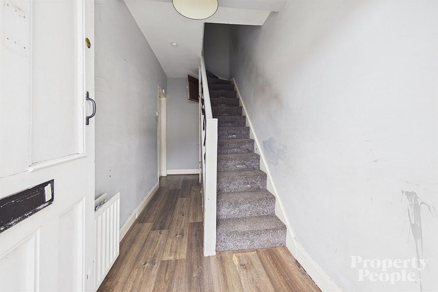 24 Silverstream Gardens