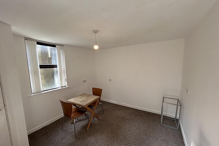 19A Cliftonville Avenue