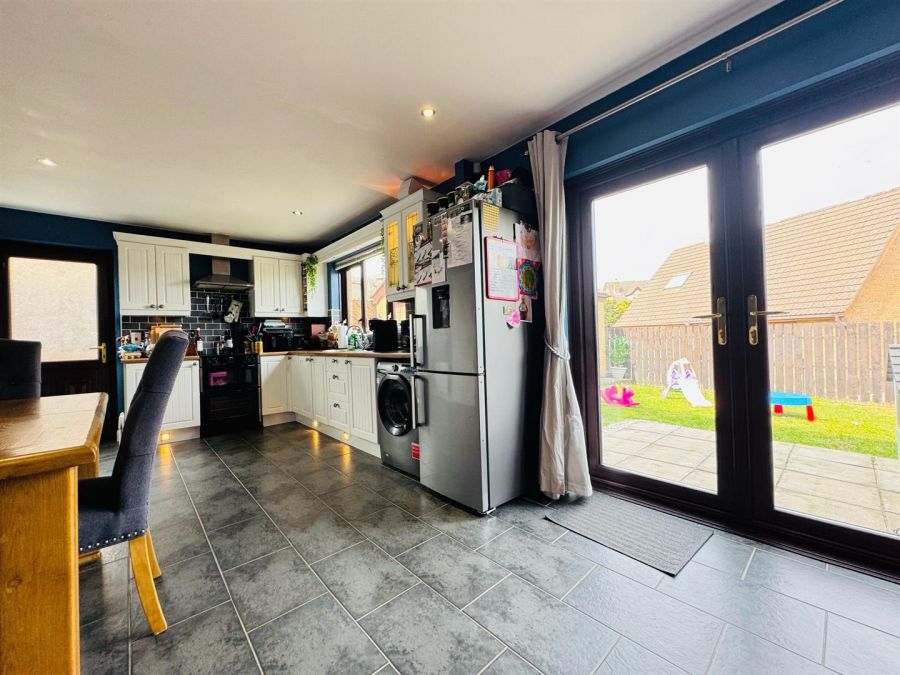 53 Hollybrook Avenue