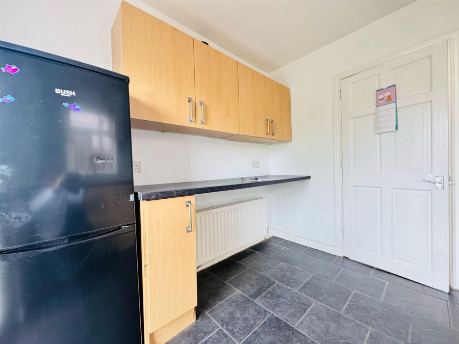 43 Graymount Park