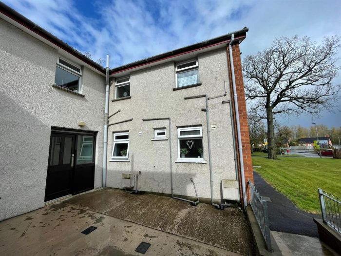 5B Woodland Crescent 5B Woodland Crescent