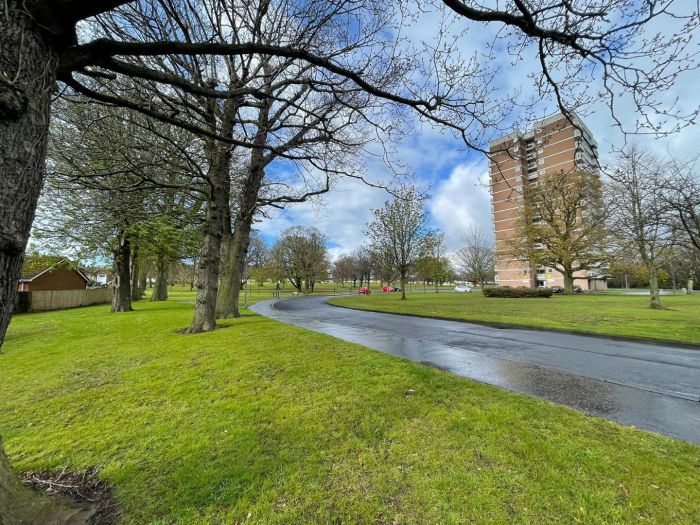 5B Woodland Crescent 5B Woodland Crescent