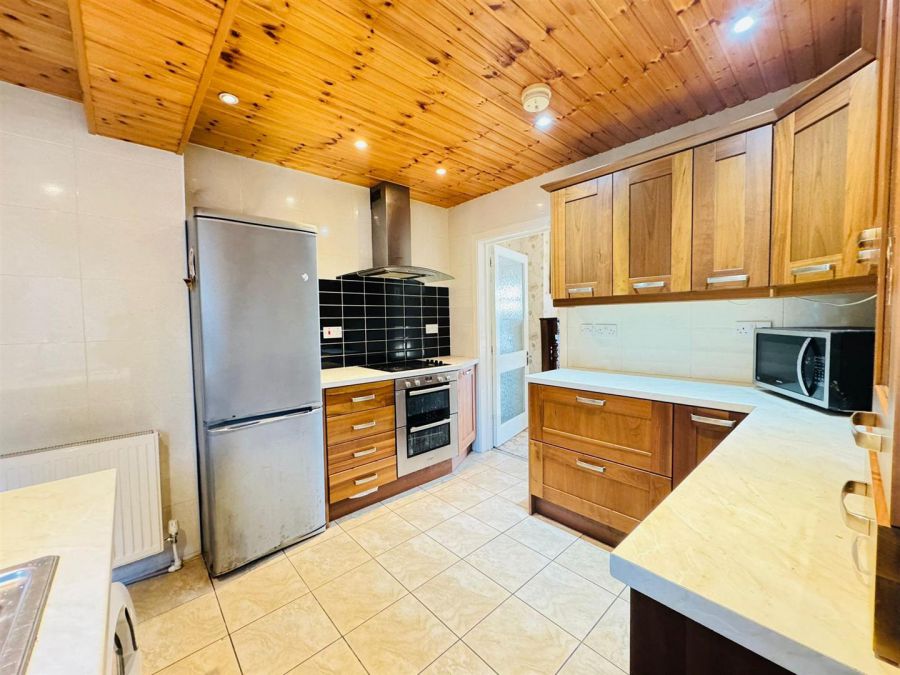 60 Rathmore Drive