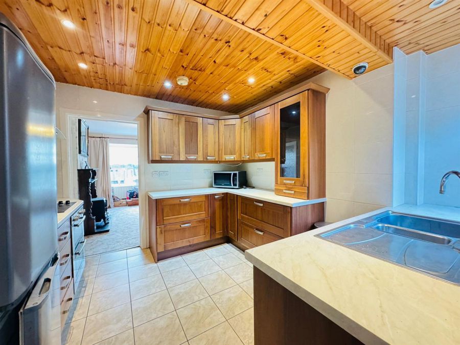 60 Rathmore Drive