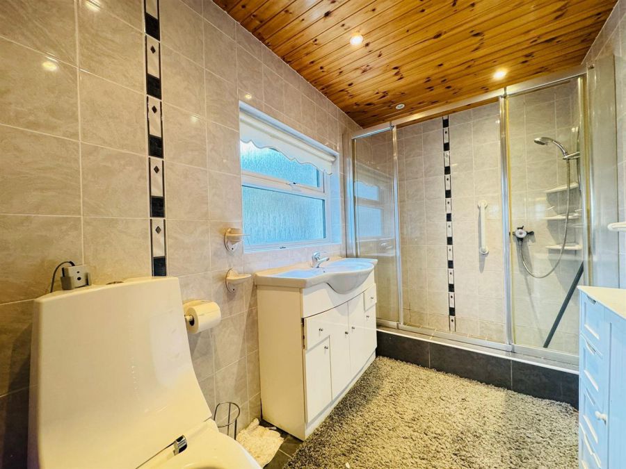 60 Rathmore Drive