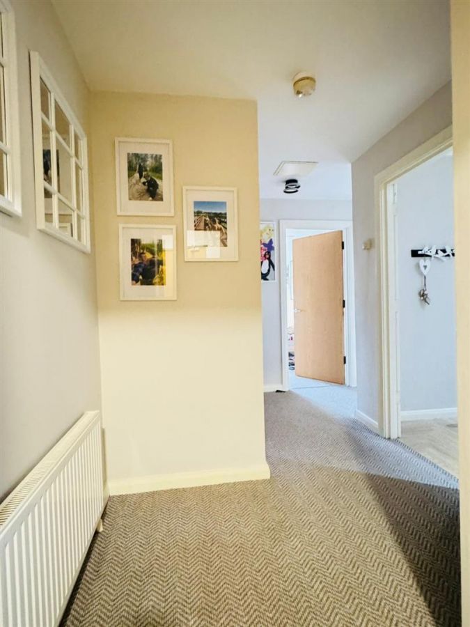 Apt 15, 250C Whitewell Road