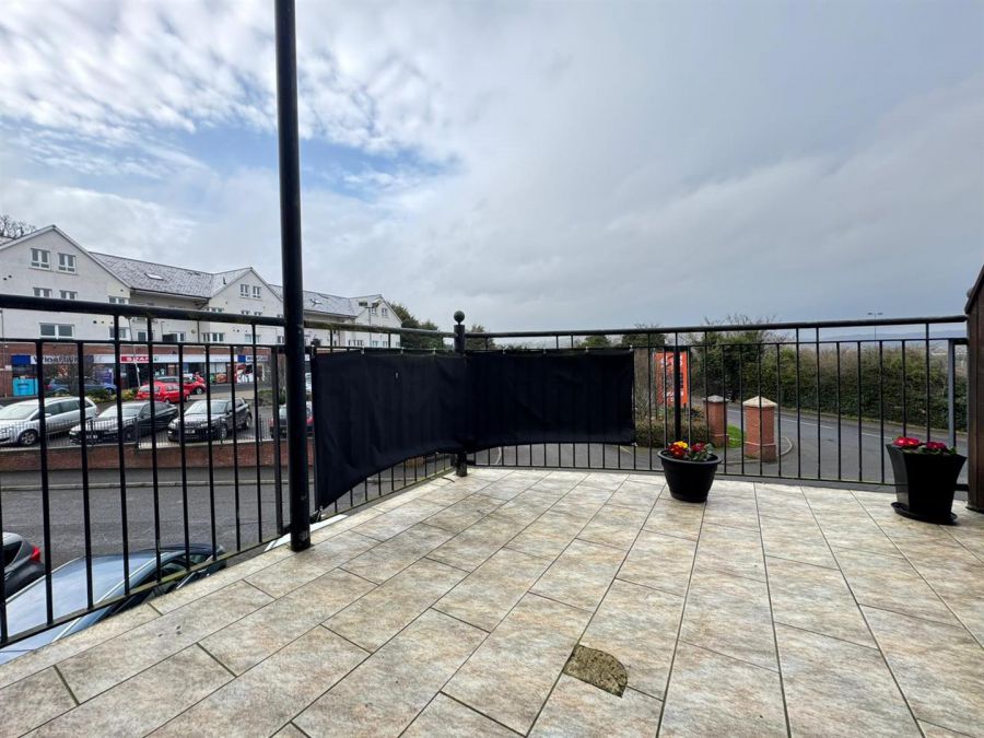Apt 15, 250C Whitewell Road