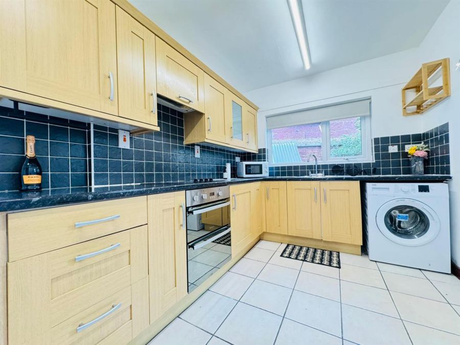 22 Whitewell Parade