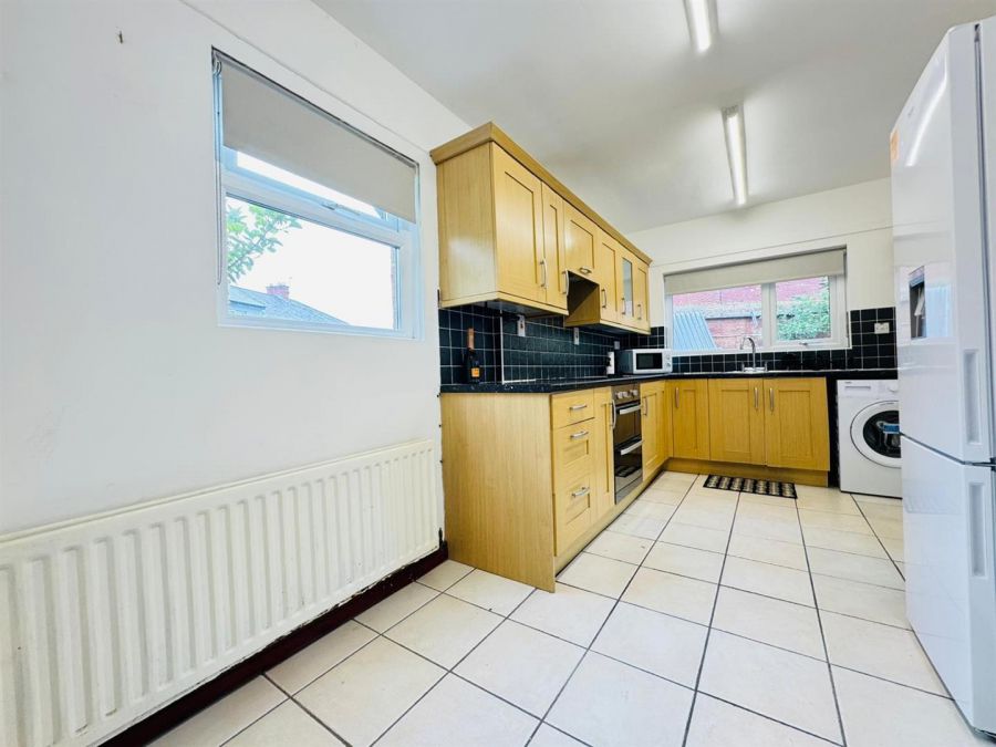 22 Whitewell Parade