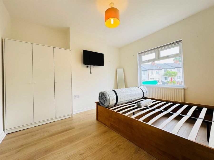 22 Whitewell Parade