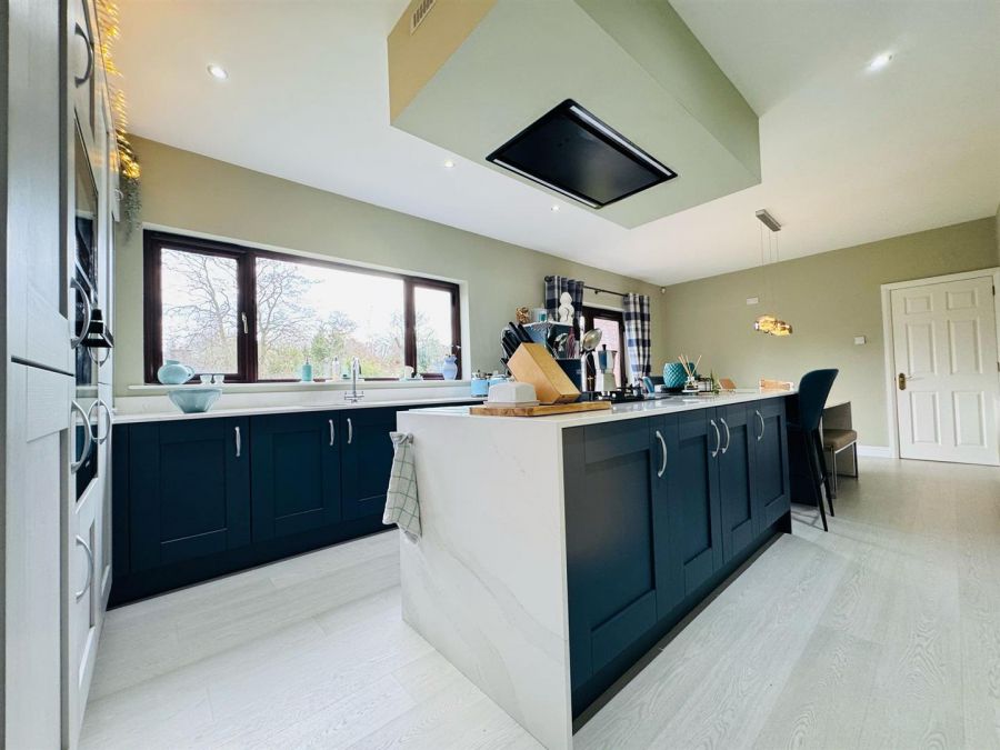 11 Woodfield Glen