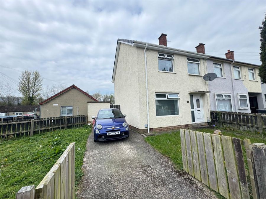 20 Innis Avenue, rathcoole, newtownabbey, BT37 9ES