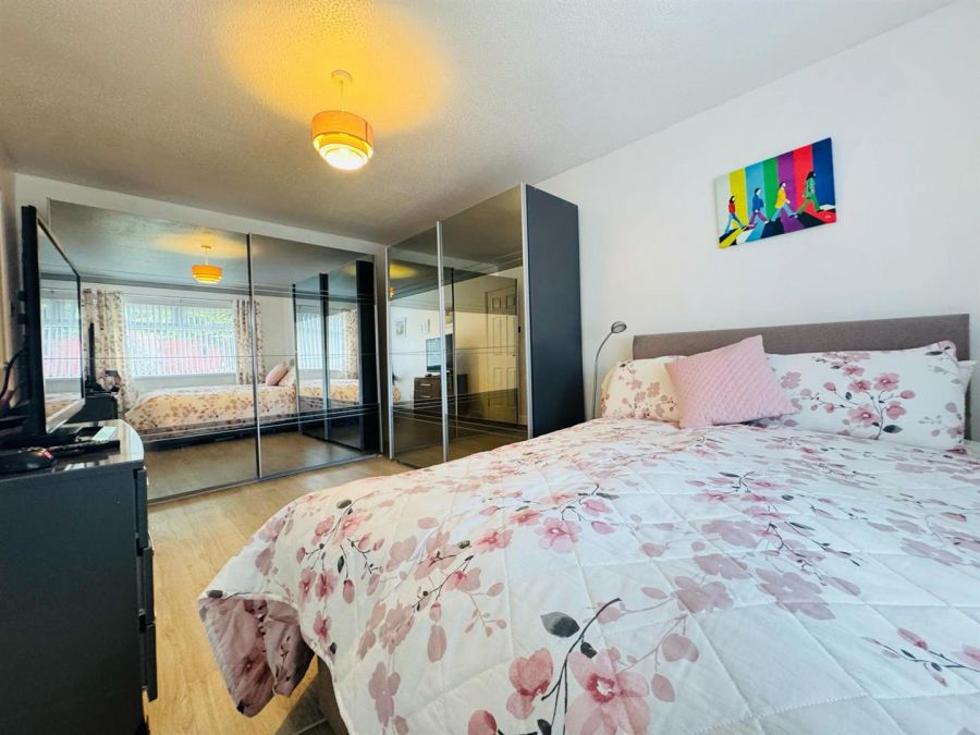 30 Hightown Rise