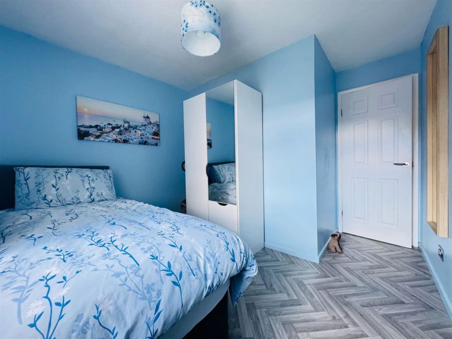 30 Hightown Rise