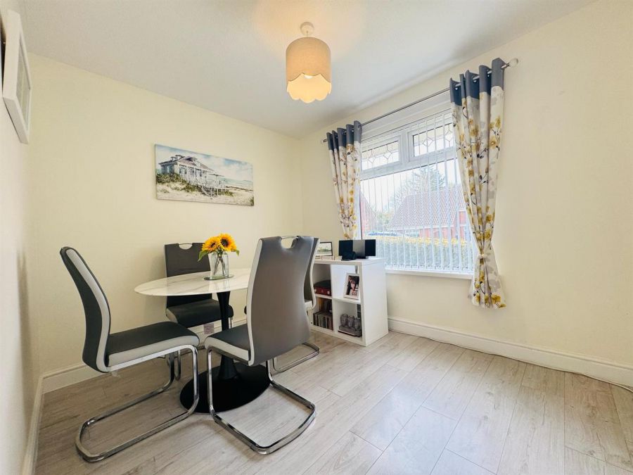 30 Hightown Rise