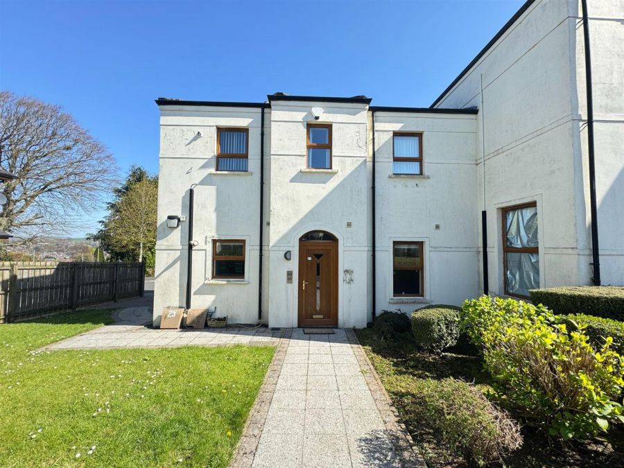 27 Collinbridge Manor