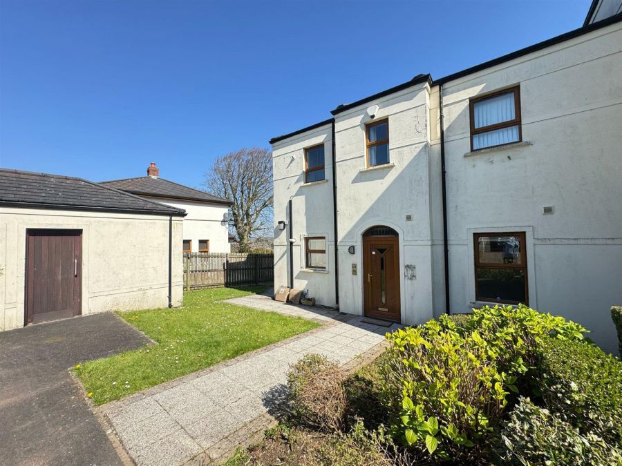 27 Collinbridge Manor