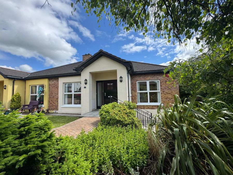 19 Fernridge Drive