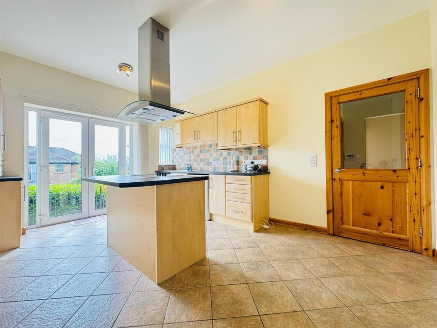 19 Fernridge Drive