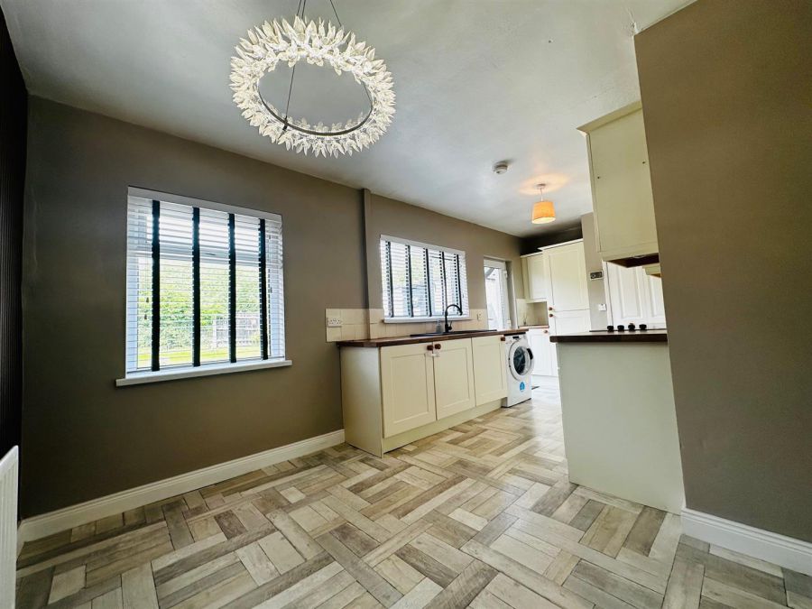 21 Coolderry Gardens