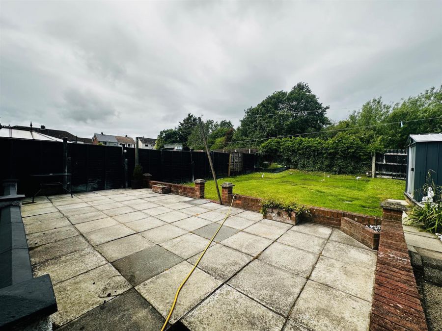 21 Coolderry Gardens