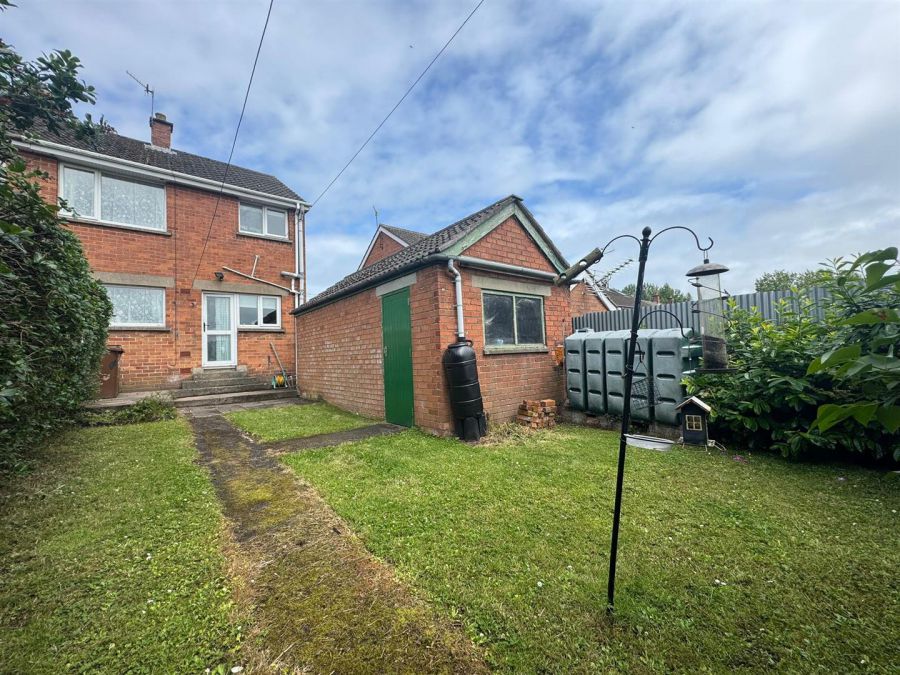 14 Braeside Avenue
