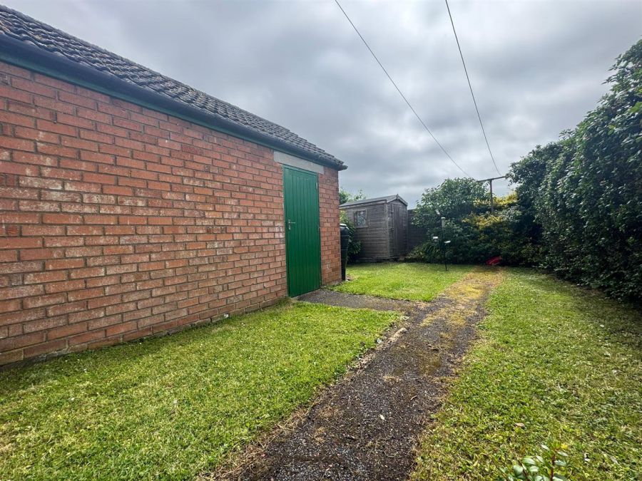 14 Braeside Avenue