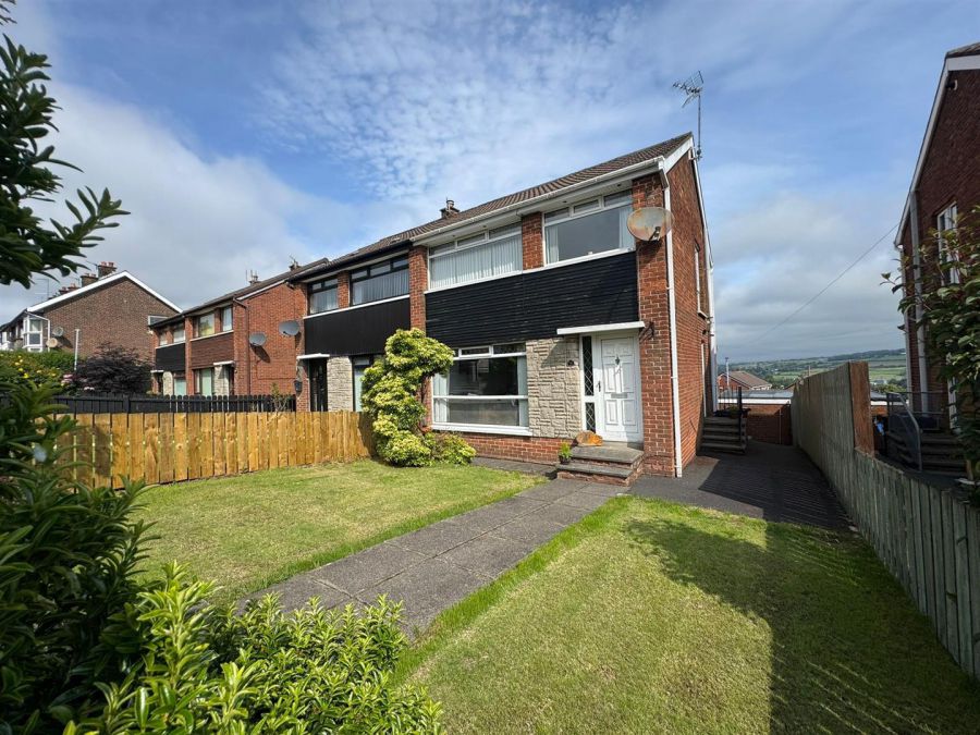 74 Ballyduff Road