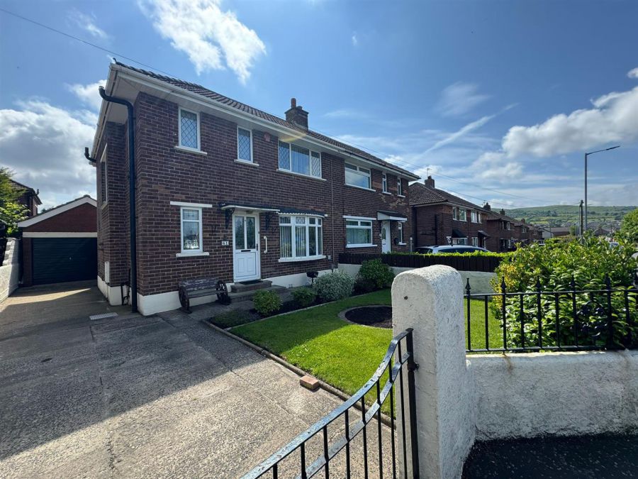 61 Carnmoney Road