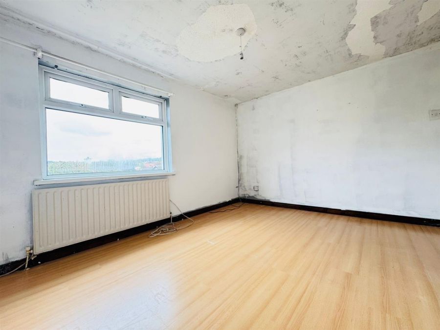 43 Rathcoole Drive