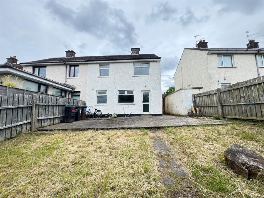 43 Rathcoole Drive
