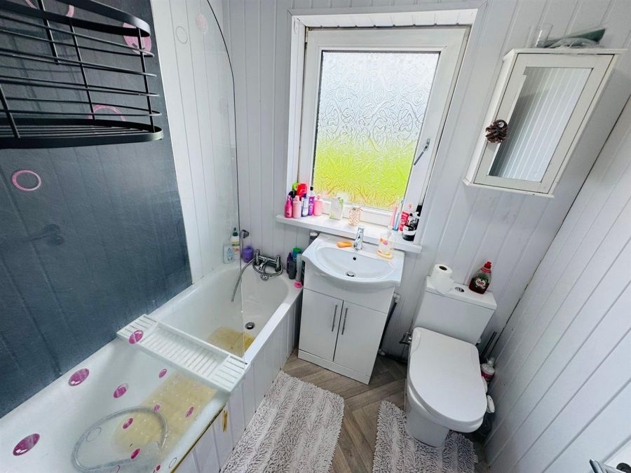 28 Rathfern Way