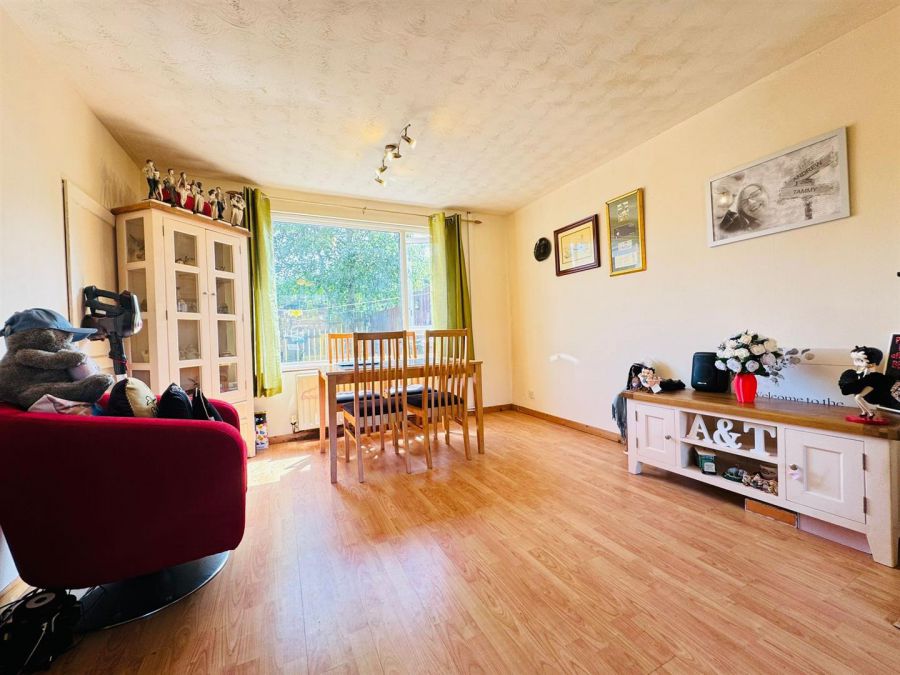 6 Ballycraigy Park