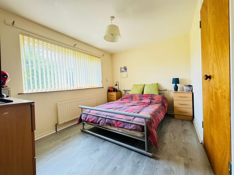6 Ballycraigy Park