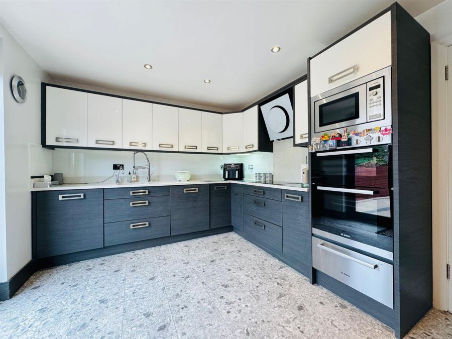 30 Ballyfore Gardens