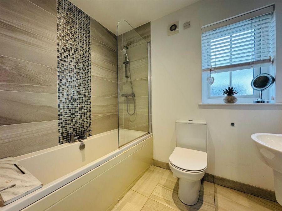 1 Foxton Park