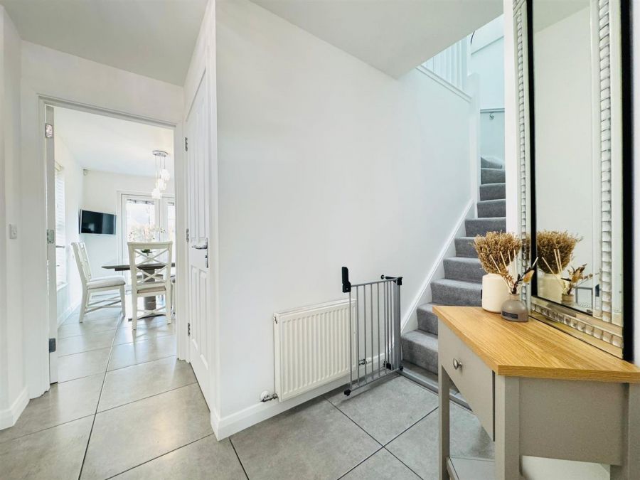 1 Foxton Park