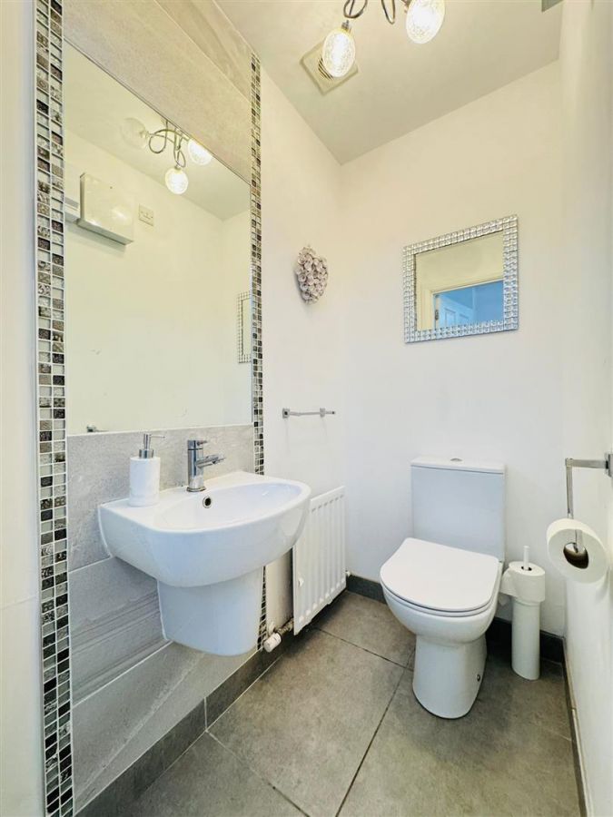 1 Foxton Park